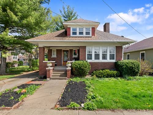 25 N Worth, Elgin, IL 60123
