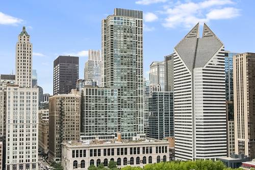 130 N Garland Unit 1803, Chicago, IL 60602