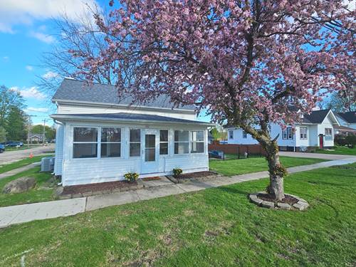 702 S Main, Yorkville, IL 60560