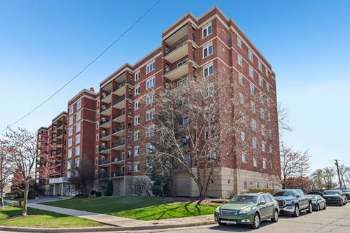 5555 N Cumberland Unit 413, Chicago, IL 60656