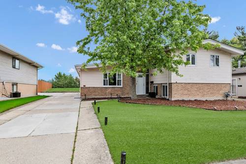 135 Westwood, Park Forest, IL 60466