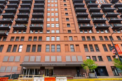 165 N Canal Unit 513, Chicago, IL 60606