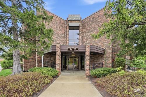 925 Spring Hill Unit 212, Northbrook, IL 60062