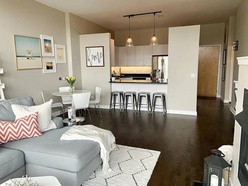 15 S Throop Unit 403, Chicago, IL 60607