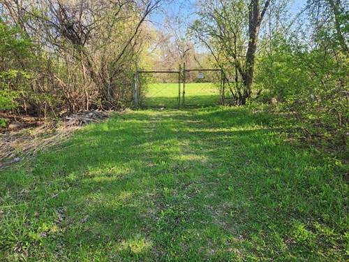Lot 1 West Elm, Mchenry, IL 60050