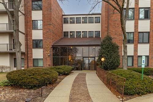 3030 Pheasant Creek Unit 307, Northbrook, IL 60062