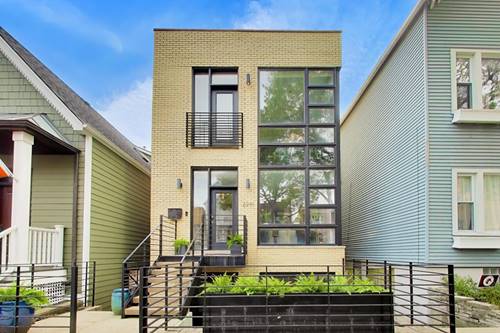 2241 W Melrose, Chicago, IL 60618