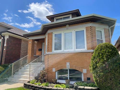 7659 W Sunset, Elmwood Park, IL 60707