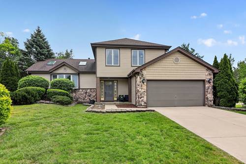 1001 Oak Ridge, Streamwood, IL 60107