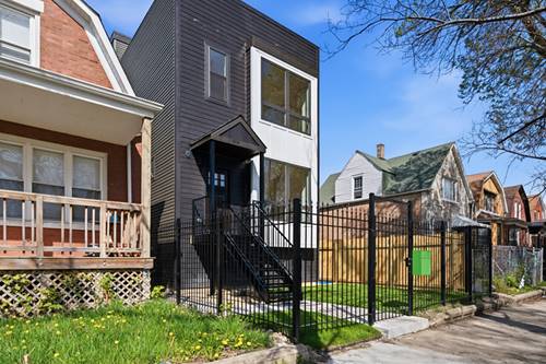 904 N Trumbull, Chicago, IL 60651