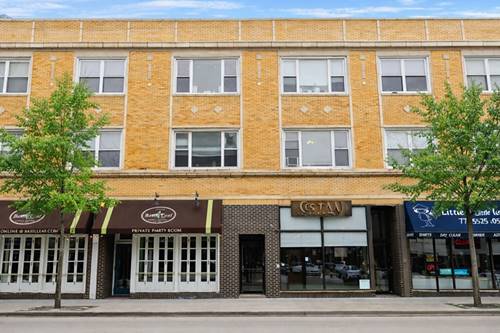 2467 N Clark Unit 2, Chicago, IL 60614