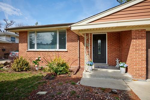8544 W Roseview, Niles, IL 60714