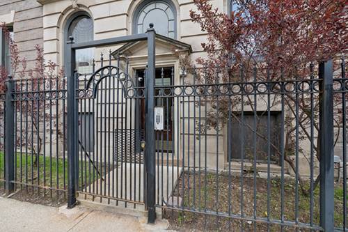923 E 61st Unit 2, Chicago, IL 60637