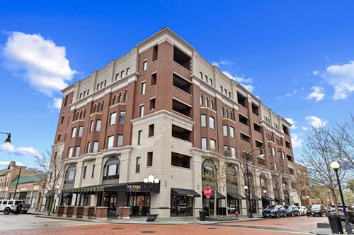 110 S Marion Unit 308, Oak Park, IL 60302