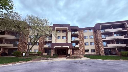 3350 N Carriageway Unit 318, Arlington Heights, IL 60004