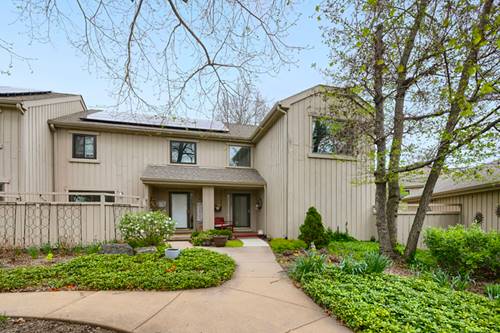 561 Old Barn, Lake Barrington, IL 60010