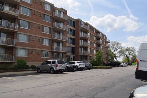 2200 S Stewart Unit 1C, Lombard, IL 60148