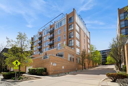 1720 Oak Unit 711, Evanston, IL 60201