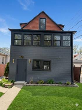 1836 Hartrey, Evanston, IL 60201