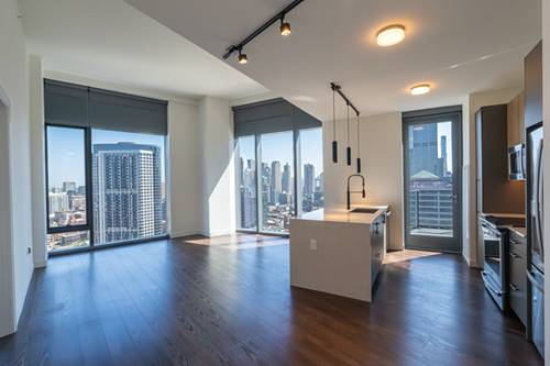 350 N Canal Unit 3304, Chicago, IL 60606