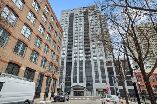 435 W Erie Unit 2204, Chicago, IL 60654