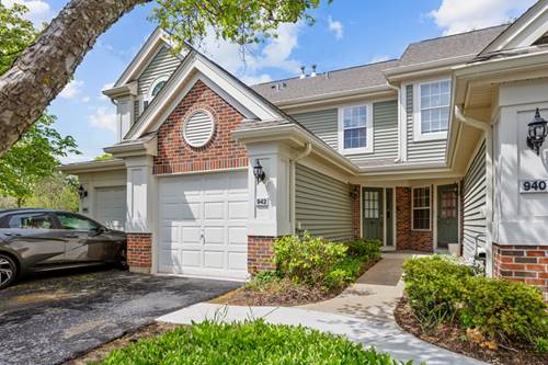 942 Little Falls, Elk Grove Village, IL 60007