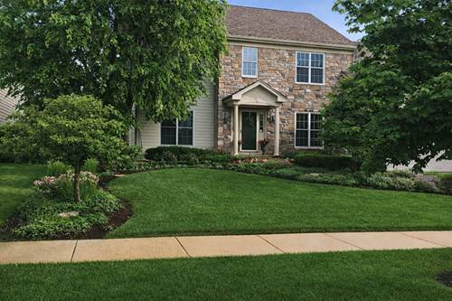 823 Columbia, North Aurora, IL 60542
