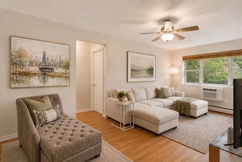 420 W Aldine Unit 222, Chicago, IL 60657