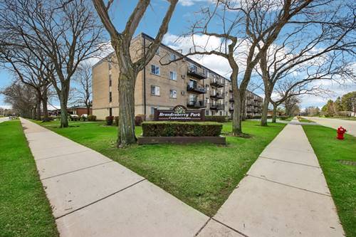 2515 E Olive Unit 1E, Arlington Heights, IL 60004