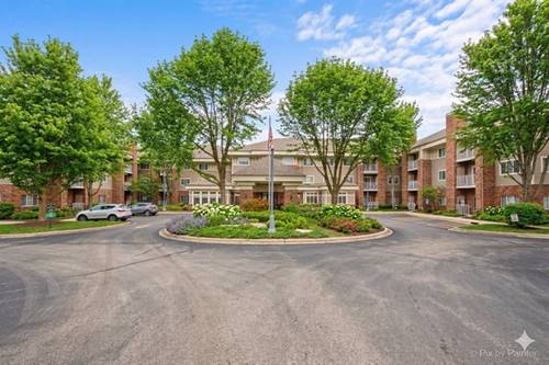 605 Barrington Unit 222, East Dundee, IL 60118
