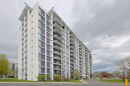 8809 W Golf Unit 11D, Niles, IL 60714