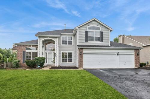 645 Chestnut, Carol Stream, IL 60188