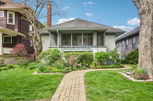 821 N Grove, Oak Park, IL 60302