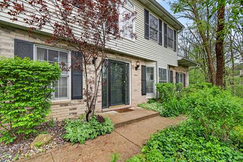 1327 Laurel Oaks, Streamwood, IL 60107