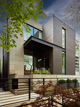 2145 W Mclean, Chicago, IL 60647