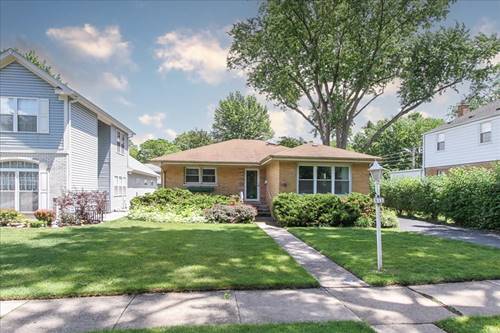 831 S Mitchell, Arlington Heights, IL 60005