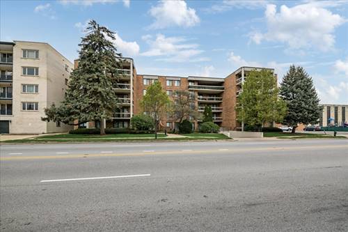 1020 N Harlem Unit 5C, River Forest, IL 60305