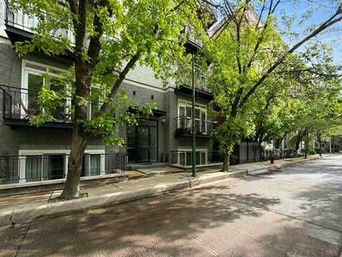 2352 W Bloomingdale Unit 3W, Chicago, IL 60647