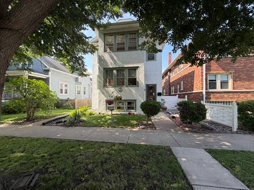 9002 Sheridan, Brookfield, IL 60513