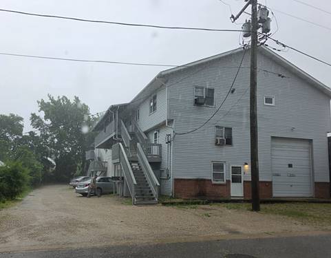1015 Douglas, Morris, IL 60450