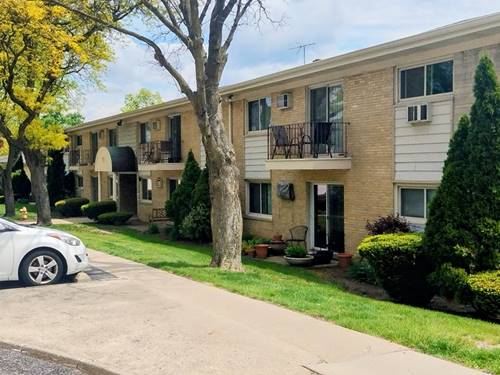 551 Carlysle Unit 10, Clarendon Hills, IL 60514