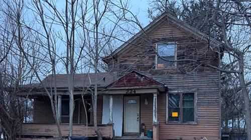 224 Moseley, Elgin, IL 60123