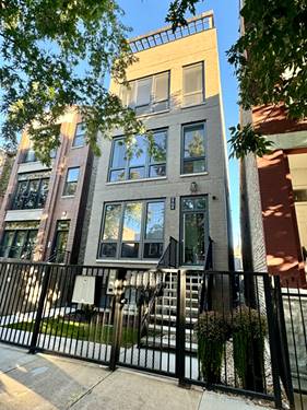 2704 W Thomas Unit 2, Chicago, IL 60622