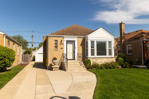 5121 N Nottingham, Chicago, IL 60656
