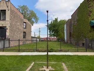 2912 W Fulton, Chicago, IL 60612
