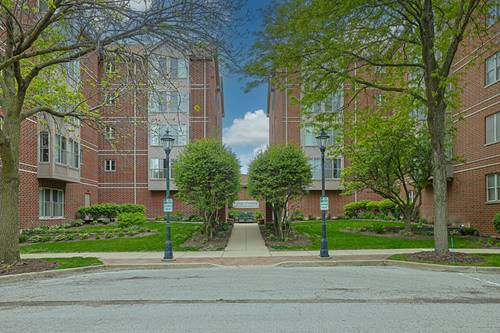 27 E Hattendorf Unit 213, Roselle, IL 60172