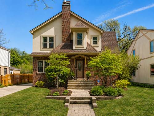 805 S Mitchell, Arlington Heights, IL 60005