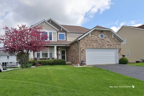 862 Heartland Park, Antioch, IL 60002