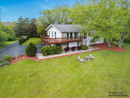 472 Knollwood, Barrington, IL 60010