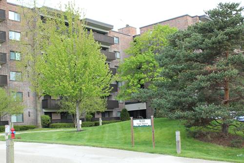 920 Vose Unit 402, Gurnee, IL 60031